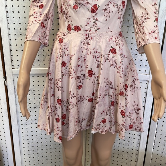 Lovers + Friends - Picture 3 of 8